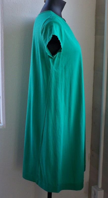 Smaragdgrön Jerseyklänning Med Kort Ärm