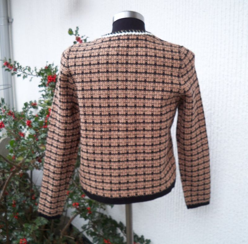 Kort Stickad Rutmönstrad Jacka Kamelbrun Svart