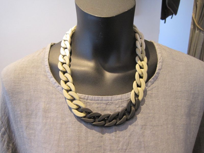 Halsband Kedja Beige Nougat Svart