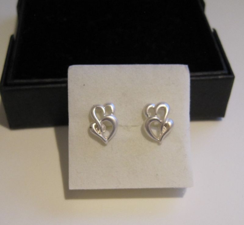 Örhängen Hjärtan. Silver/Hematit/Guld/Roséguld