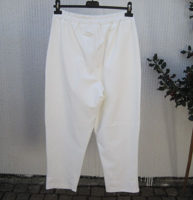 Vita Byxor Med Resårmidja