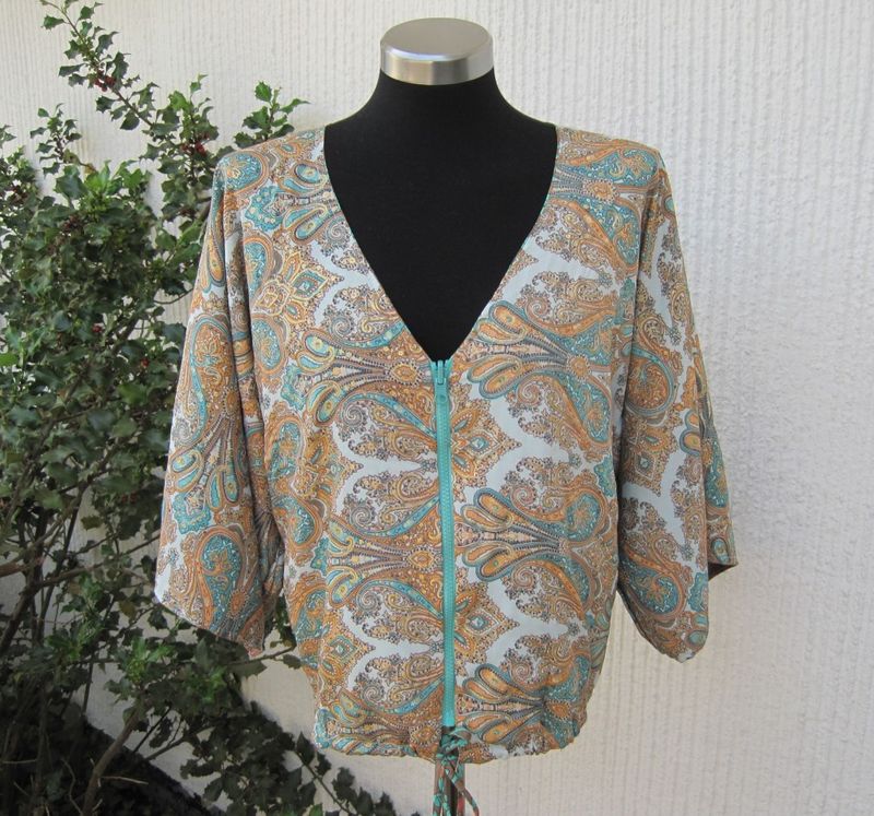 Mönstrad Tunn Kort Vändbar Jacka Med Kimonoärmar Paisley Blommig