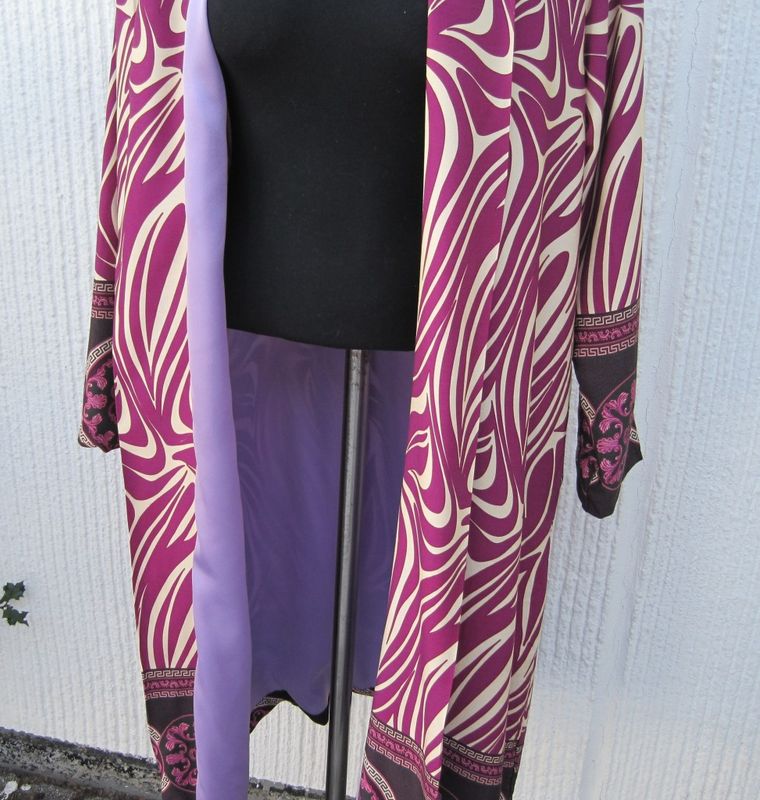 Mönstrad Kappa Kimono Lila Cremevit